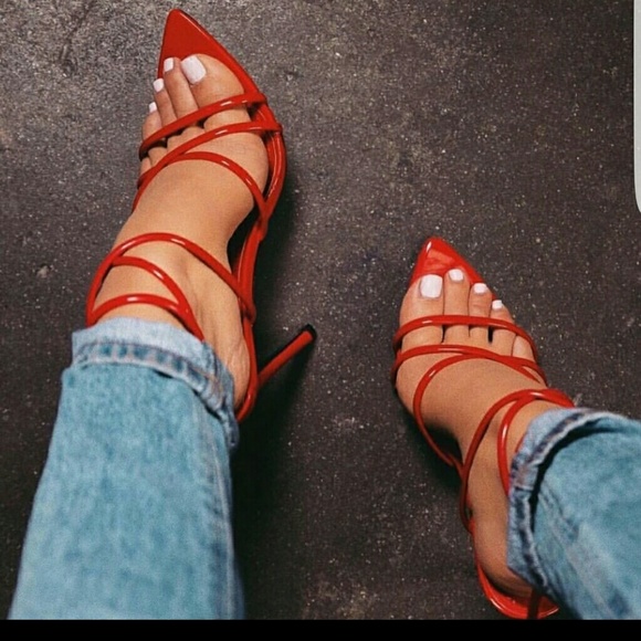 Flash sale!! ONE LEFT SIZE 10 !!! Red heels - Picture 2 of 6
